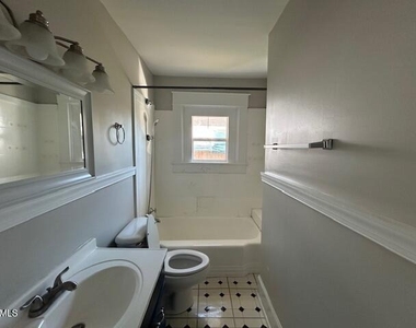 1219 Randolph Avenue - Photo Thumbnail 9
