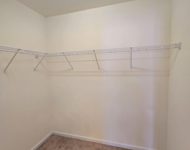 9819 Layla Avenue - Photo Thumbnail 28