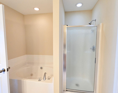 9819 Layla Avenue - Photo Thumbnail 27