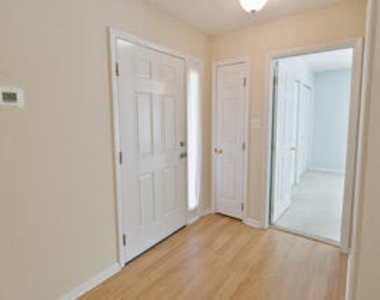2831 Edridge - Photo Thumbnail 13