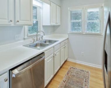 2831 Edridge - Photo Thumbnail 15