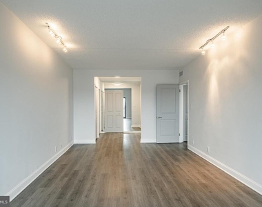 21510 Valley Forge Circle - Photo Thumbnail 24