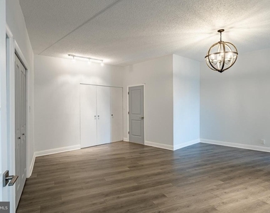 21510 Valley Forge Circle - Photo Thumbnail 15