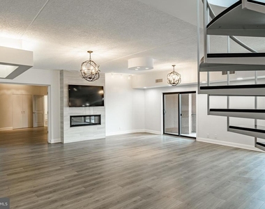 21510 Valley Forge Circle - Photo Thumbnail 13