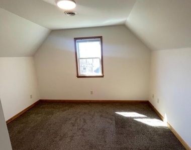 6247 Mountain View Drive - Photo Thumbnail 11
