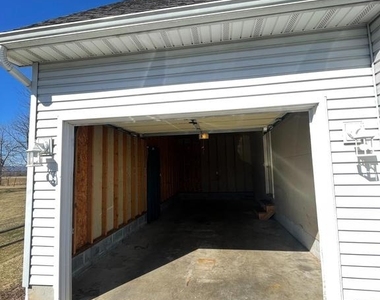 6247 Mountain View Drive - Photo Thumbnail 2