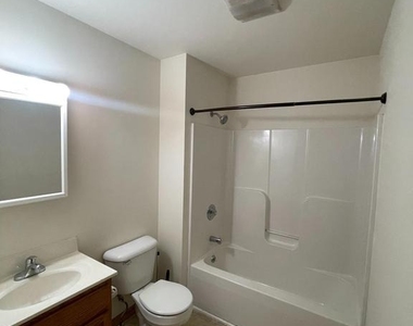 6247 Mountain View Drive - Photo Thumbnail 10