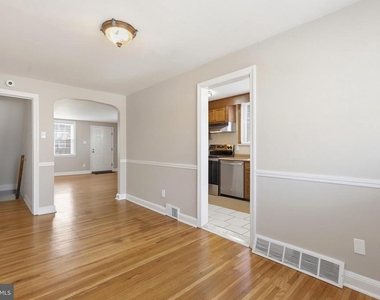 271 Wyncliffe - Photo Thumbnail 7