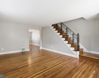 271 Wyncliffe - Photo Thumbnail 5