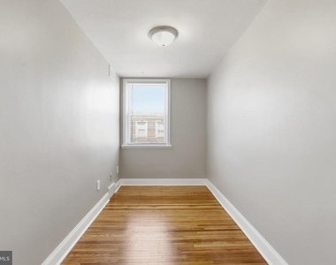 271 Wyncliffe - Photo Thumbnail 11