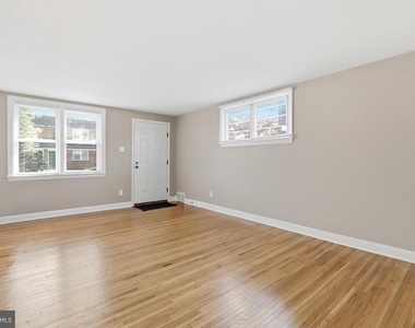 271 Wyncliffe - Photo Thumbnail 4