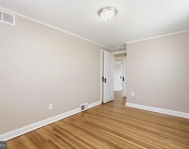 271 Wyncliffe - Photo Thumbnail 14