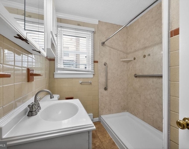 4225 Walsh Avenue - Photo Thumbnail 20
