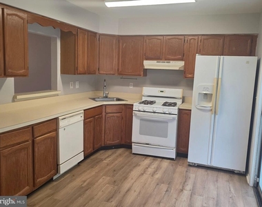 421 Ibis Court - Photo Thumbnail 8