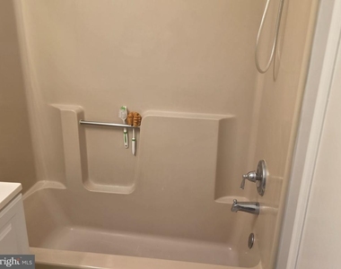 421 Ibis Court - Photo Thumbnail 14