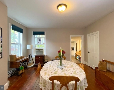 10 Princeton Avenue - Photo Thumbnail 3