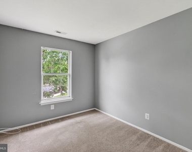 3302 Ramsbury Court - Photo Thumbnail 10