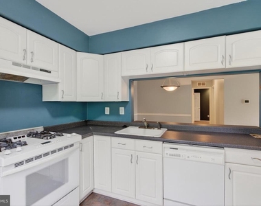 3302 Ramsbury Court - Photo Thumbnail 4