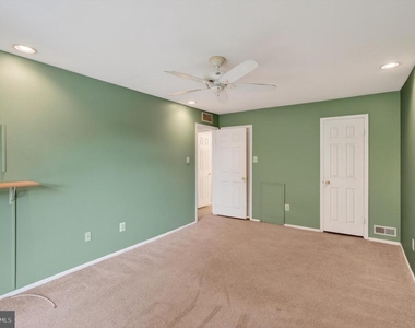 3302 Ramsbury Court - Photo Thumbnail 12