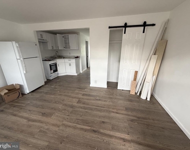 124 E Main Street - Photo Thumbnail 1