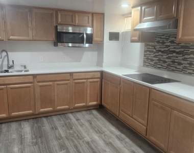 12505 Kingsview Street - Photo Thumbnail 5