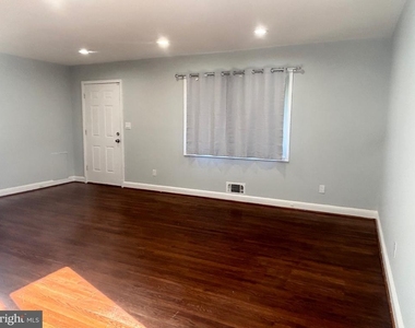 9103 Wallace Road - Photo Thumbnail 3