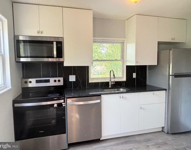 9103 Wallace Road - Photo Thumbnail 8