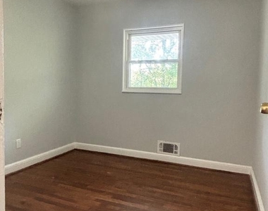 9103 Wallace Road - Photo Thumbnail 13