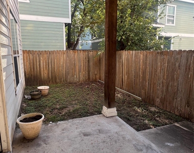 5404 Martin Ave - Photo Thumbnail 13
