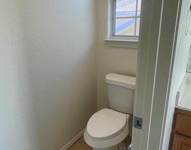 5404 Martin Ave - Photo Thumbnail 36
