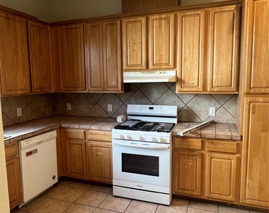 5404 Martin Ave - Photo Thumbnail 25