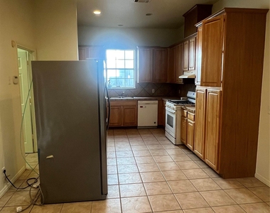 5404 Martin Ave - Photo Thumbnail 22