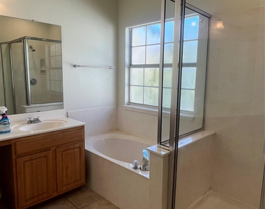 5404 Martin Ave - Photo Thumbnail 33