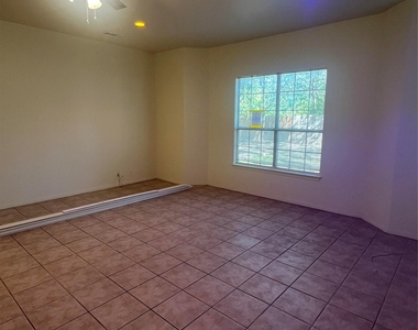 5404 Martin Ave - Photo Thumbnail 19