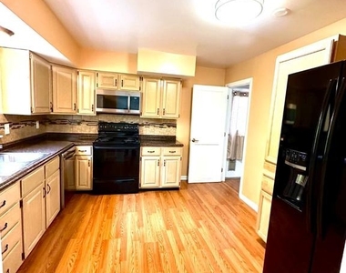 3535 Duke Street - Photo Thumbnail 5