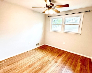 3535 Duke Street - Photo Thumbnail 8