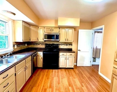 3535 Duke Street - Photo Thumbnail 7
