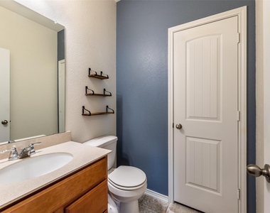 13709 Vigilance St - Photo Thumbnail 27