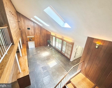6819 Selkirk - Photo Thumbnail 71