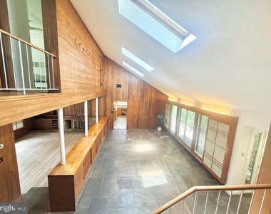 6819 Selkirk - Photo Thumbnail 70
