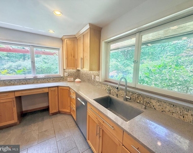 6819 Selkirk - Photo Thumbnail 68