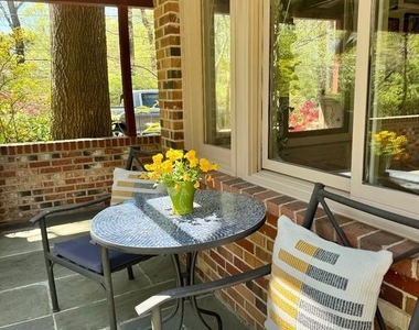 6819 Selkirk - Photo Thumbnail 25