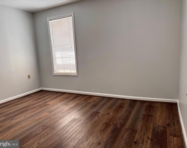 4733 Bradley Boulevard - Photo Thumbnail 8