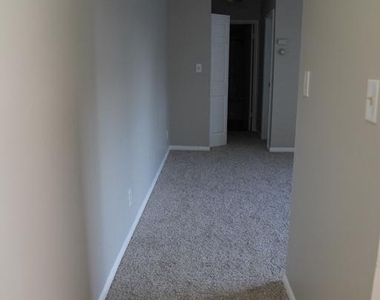 6093 Majors Lane - Photo Thumbnail 8