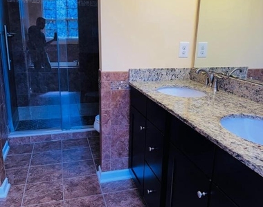 8058 Locust Mill Street - Photo Thumbnail 6