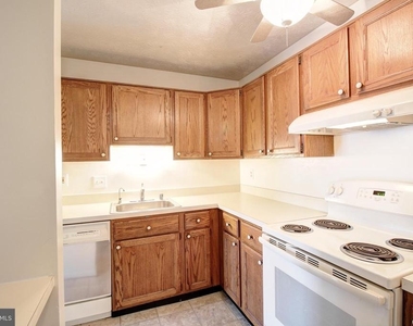 2145 Wainwright Court - Photo Thumbnail 7