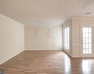 2145 Wainwright Court - Photo Thumbnail 2