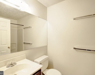 2145 Wainwright Court - Photo Thumbnail 13
