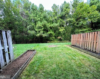 6135 Newport Terrace - Photo Thumbnail 2