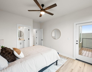 2309 Montopolis Dr - Photo Thumbnail 16